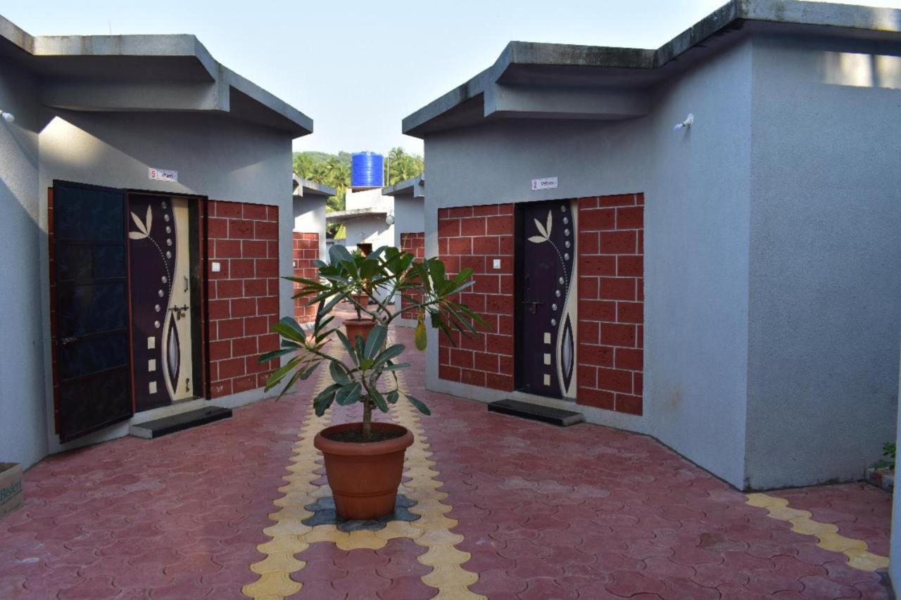 Dāpoli Suma Beach Resort מראה חיצוני תמונה